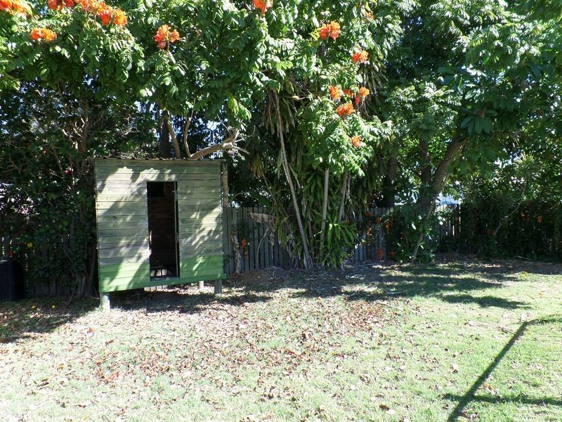 35 Truro Street, Torquay QLD 4655