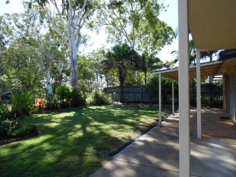 14 Kurrajong Crescent, Point Vernon QLD 4655