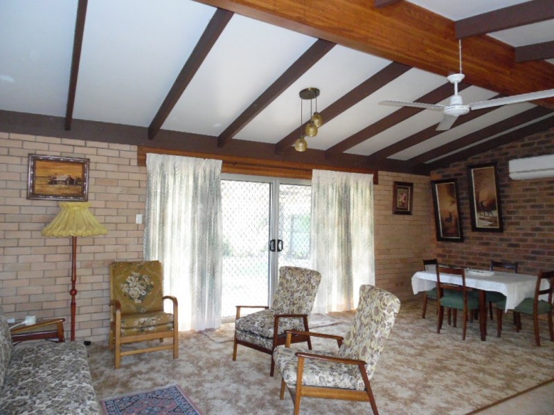 14 Kurrajong Crescent, Point Vernon QLD 4655