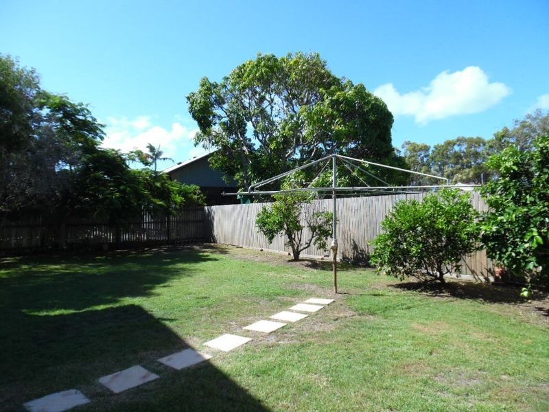 14 Kurrajong Crescent, Point Vernon QLD 4655