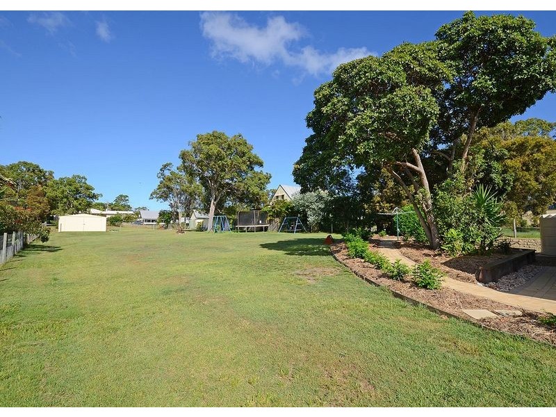 19 Beacon Road, Booral QLD 4655