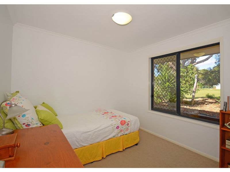 19 Beacon Road, Booral QLD 4655