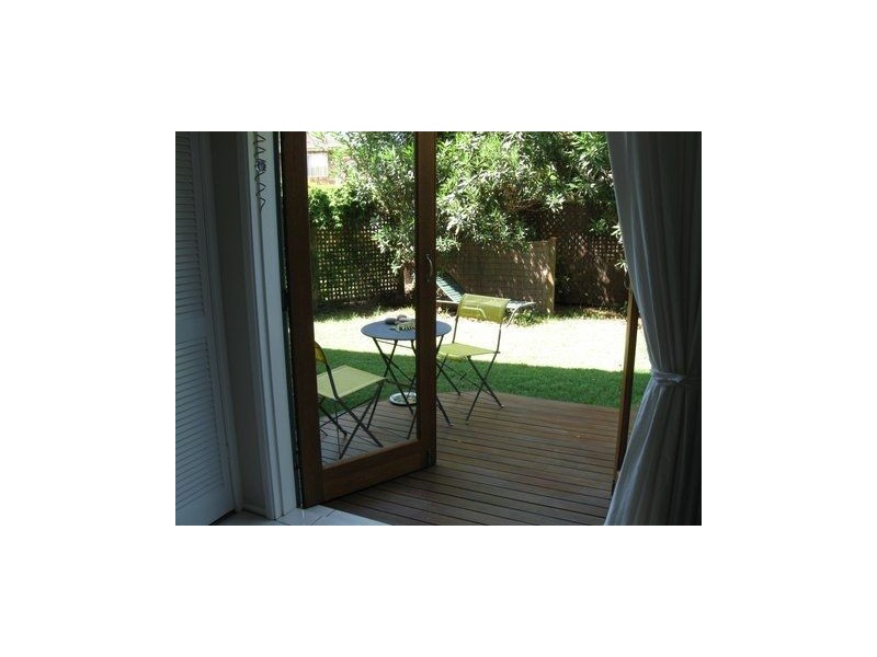 2/70 Hibiscus Street, Urangan QLD 4655