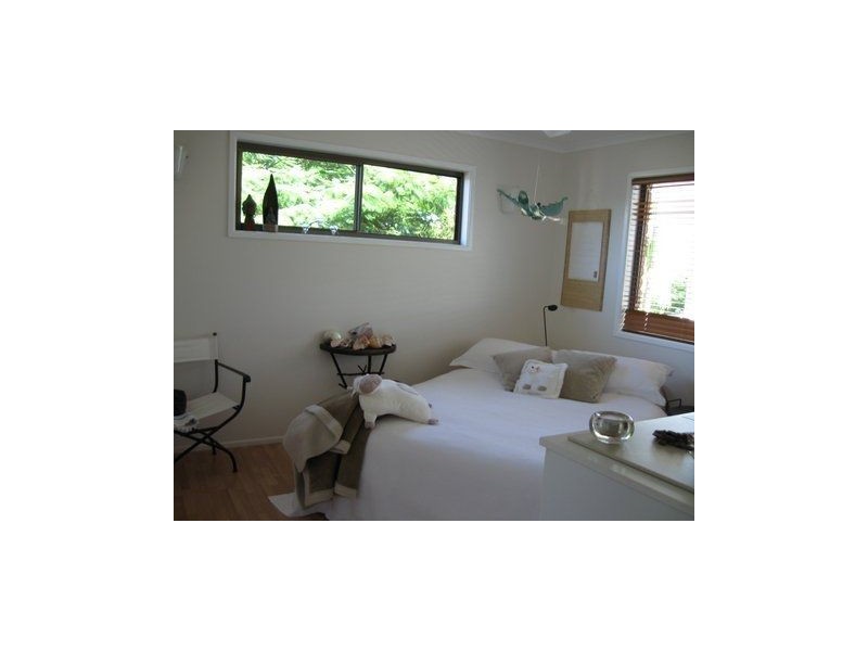 2/70 Hibiscus Street, Urangan QLD 4655