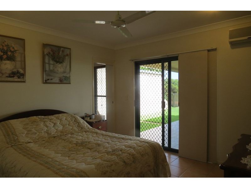 2 Queensbury Grove, Urraween QLD 4655