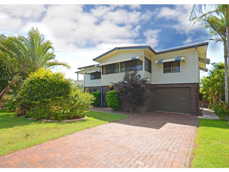 11 Bell Street, Point Vernon QLD 4655