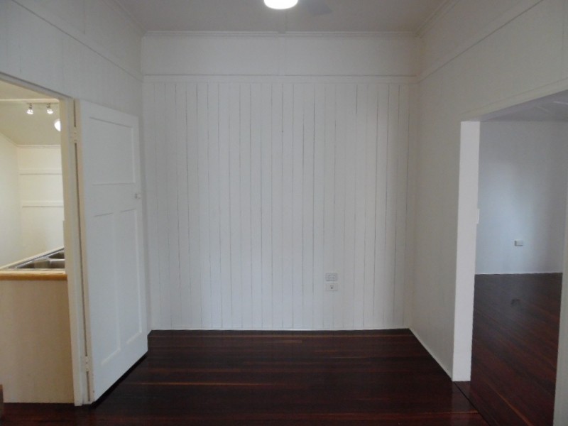 16 Scarborough Street, Scarness QLD 4655