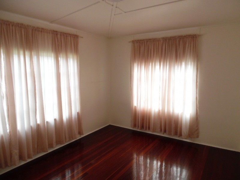 16 Scarborough Street, Scarness QLD 4655