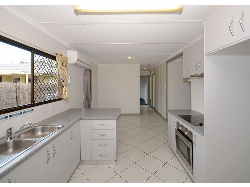 24 Kuruman Street, Scarness QLD 4655