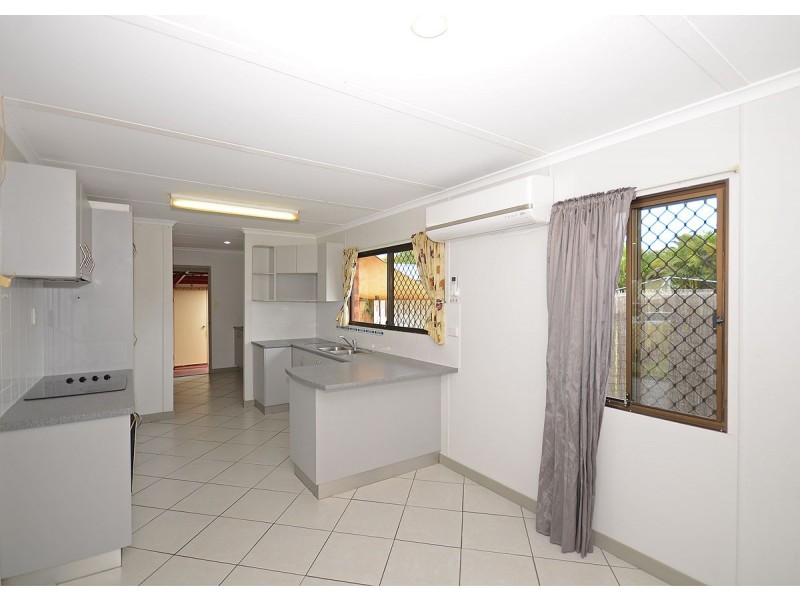 24 Kuruman Street, Scarness QLD 4655