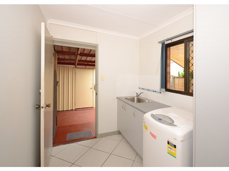 24 Kuruman Street, Scarness QLD 4655