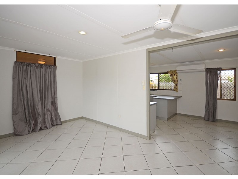 24 Kuruman Street, Scarness QLD 4655