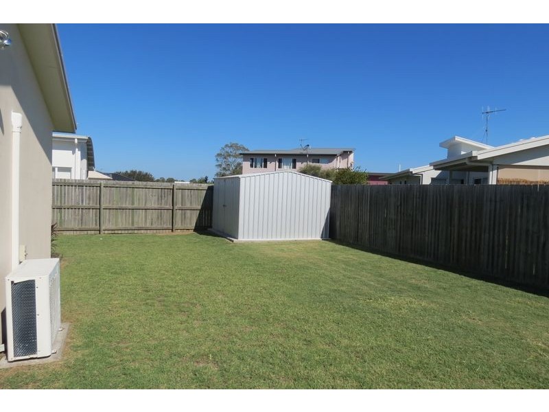 17 Northshore Avenue, Toogoom QLD 4655