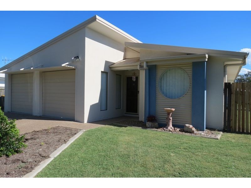 17 Northshore Avenue, Toogoom QLD 4655