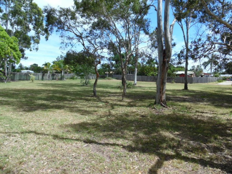 17 Southerden Street, Torquay QLD 4655