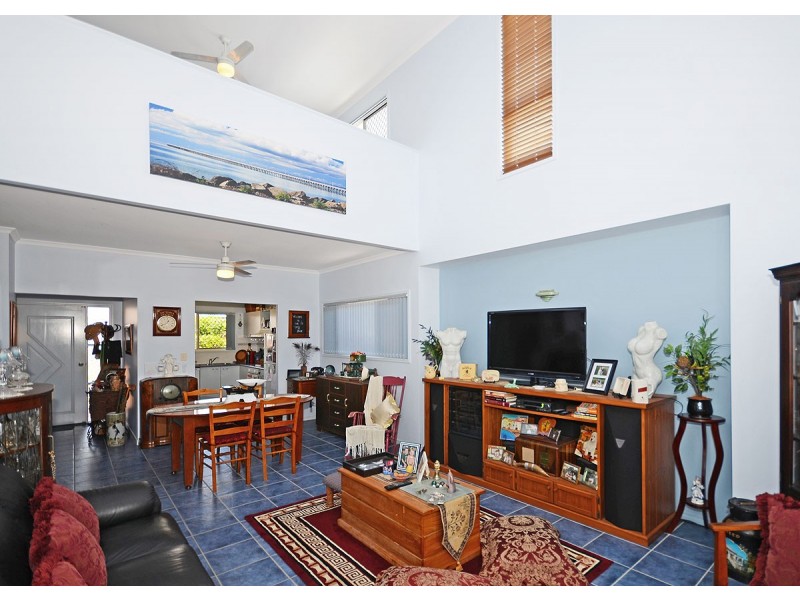 79, 34 Elizabeth Street, Urangan QLD 4655