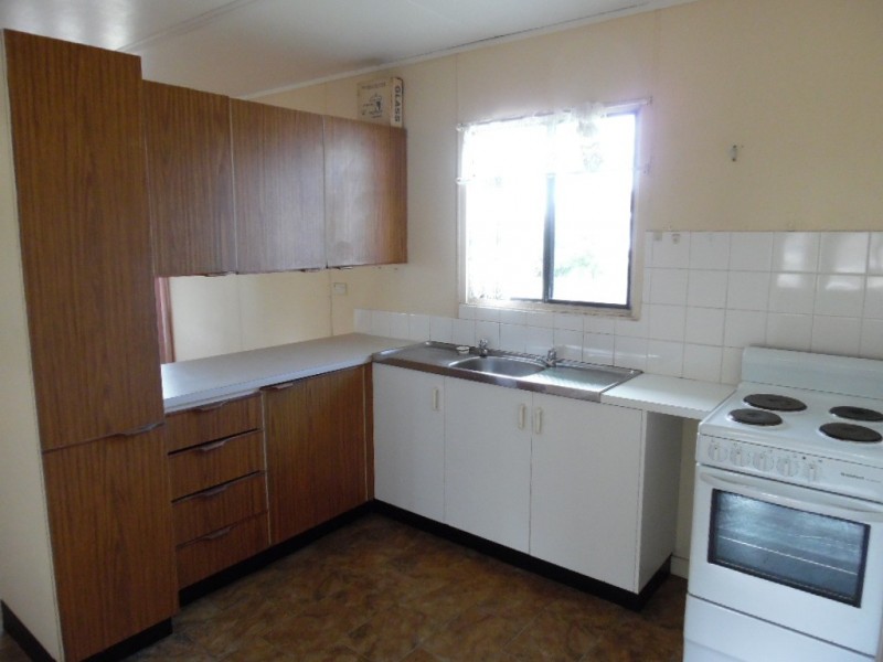 12 West Street, Torquay QLD 4655