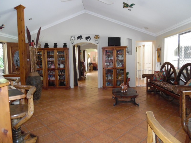 65 Scanlan Street, Sunshine Acres QLD 4655