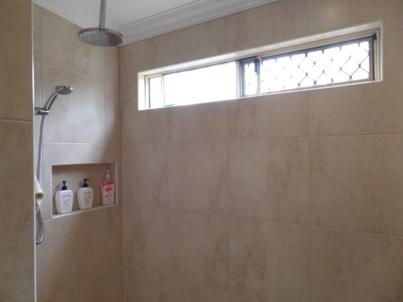 65 Scanlan Street, Sunshine Acres QLD 4655