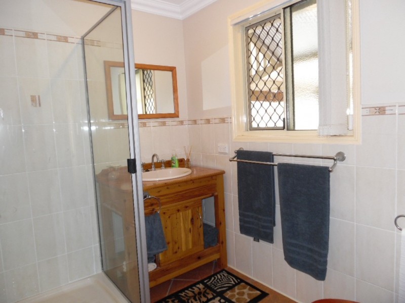 65 Scanlan Street, Sunshine Acres QLD 4655
