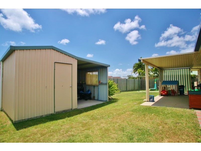 19 Isis Court, Eli Waters QLD 4655