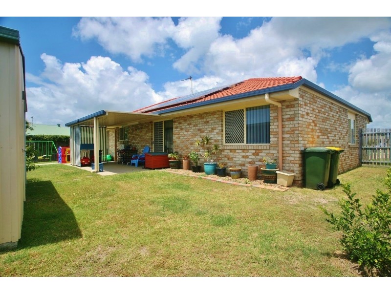 19 Isis Court, Eli Waters QLD 4655