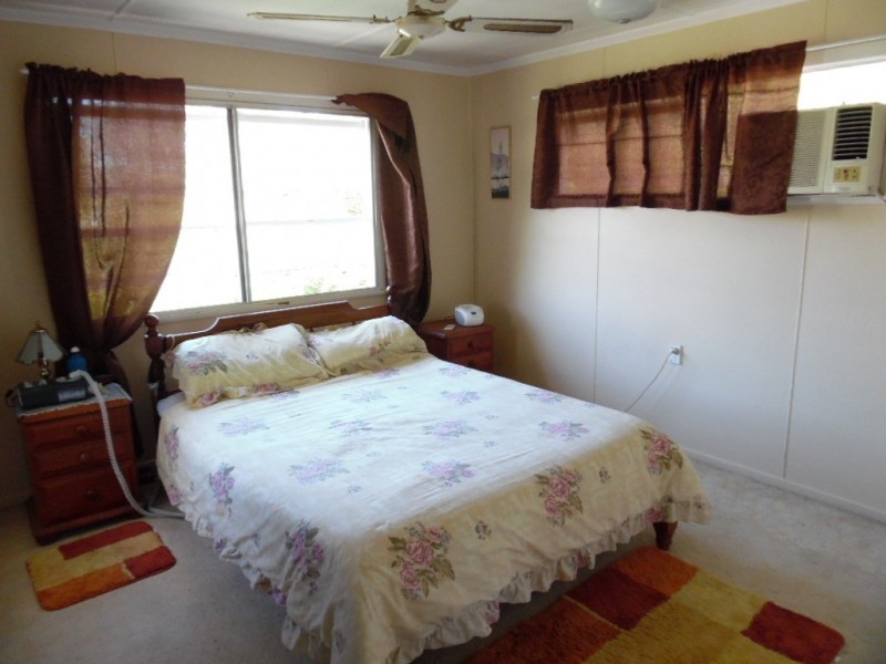 150 Esplanade, Point Vernon QLD 4655