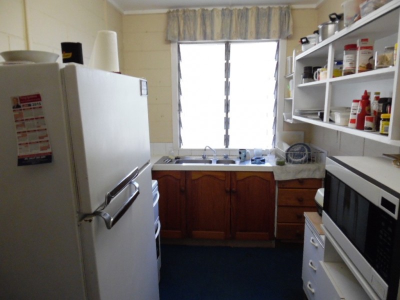 150 Esplanade, Point Vernon QLD 4655