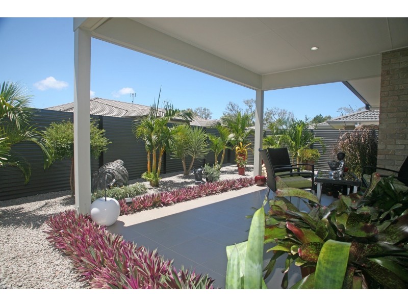 111/230 Pulgul Street, Urangan QLD 4655