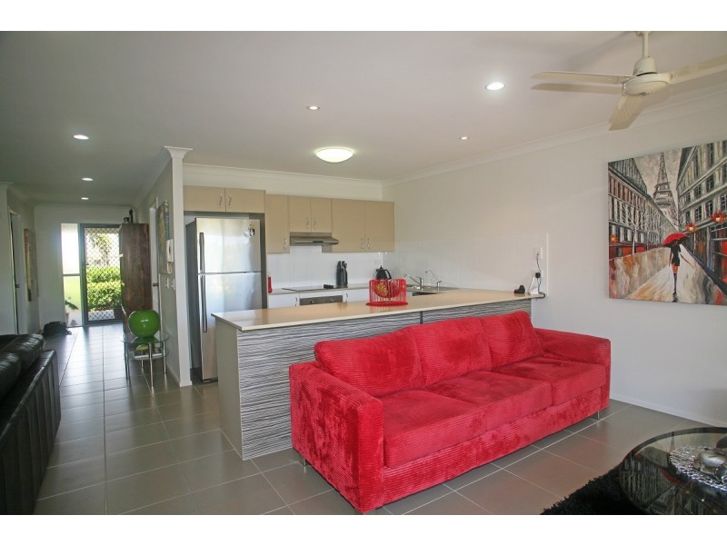 111/230 Pulgul Street, Urangan QLD 4655