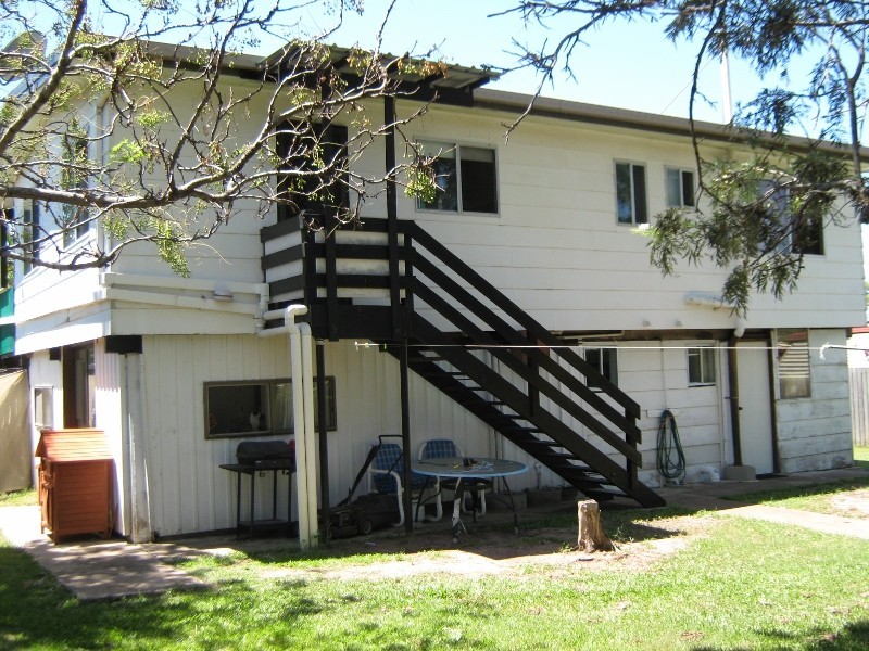 14 Hayworth Street, Point Vernon QLD 4655