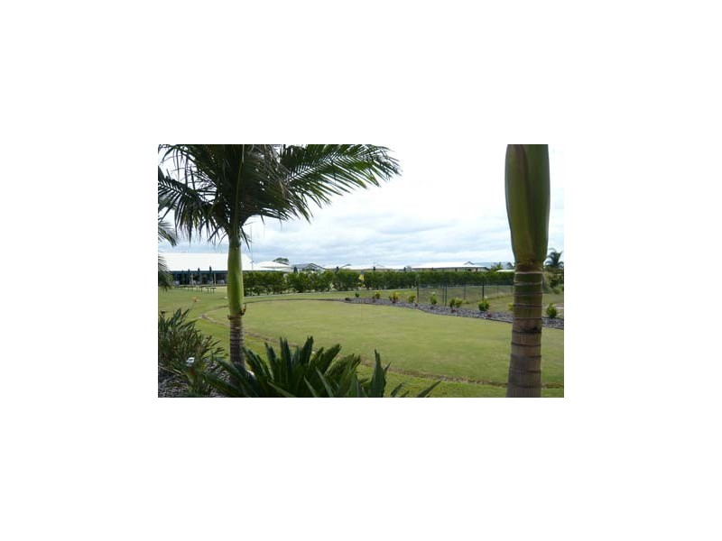 282-7 Bay Drive, Pialba QLD 4655