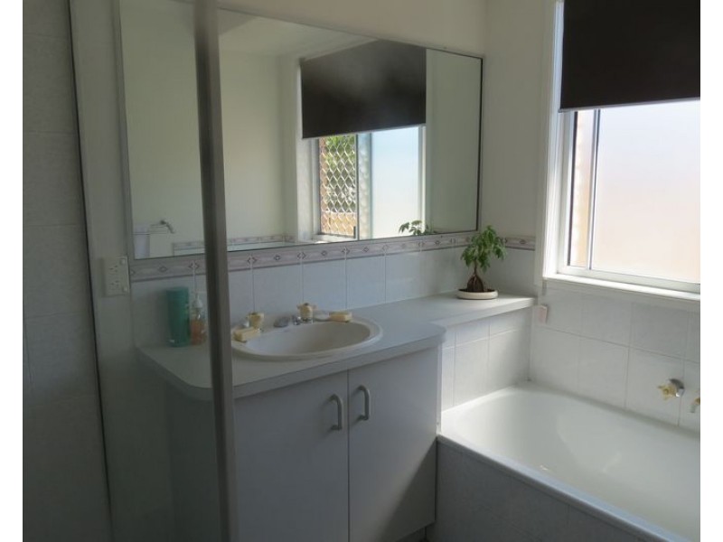 380 Boat Harbour Drive, Scarness QLD 4655