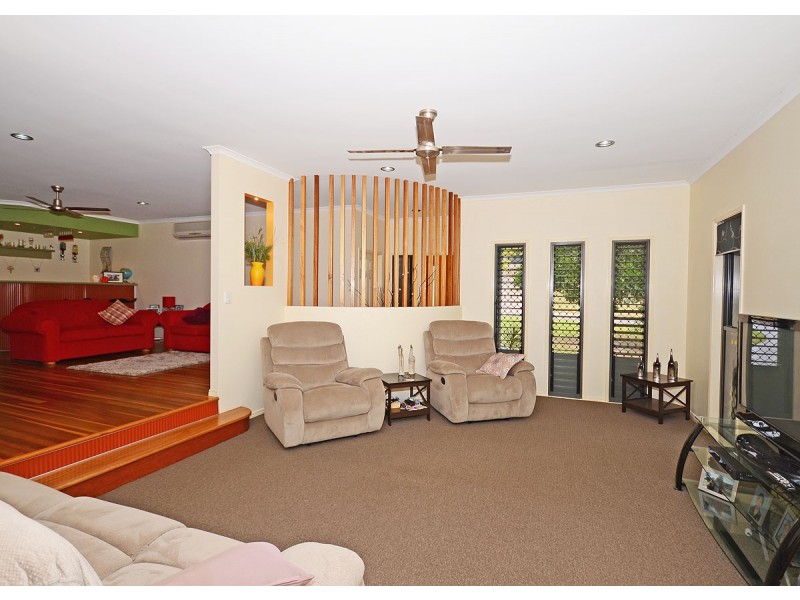 22 Jimilee Street, Dundowran Beach QLD 4655