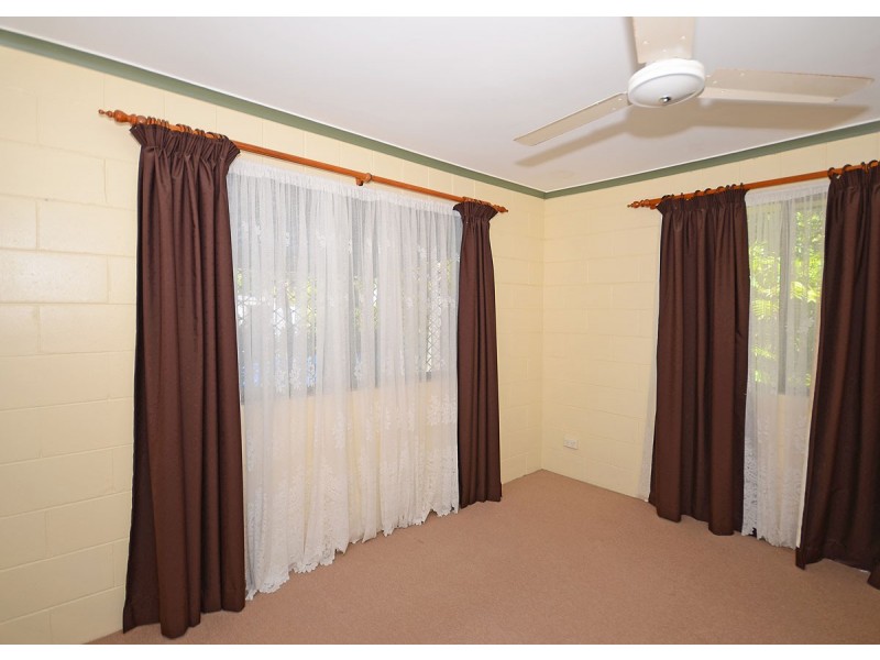 37 Ladbroke Crescent, Urangan QLD 4655