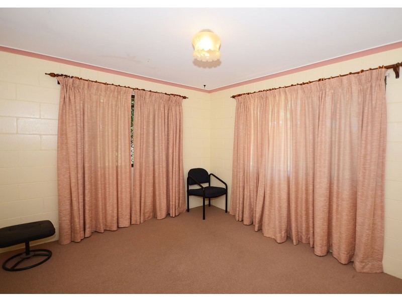 37 Ladbroke Crescent, Urangan QLD 4655