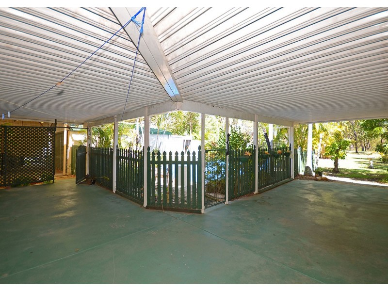37 Ladbroke Crescent, Urangan QLD 4655