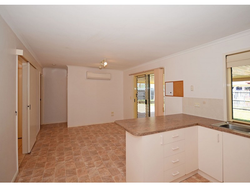 68 Hansen Street, Urangan QLD 4655