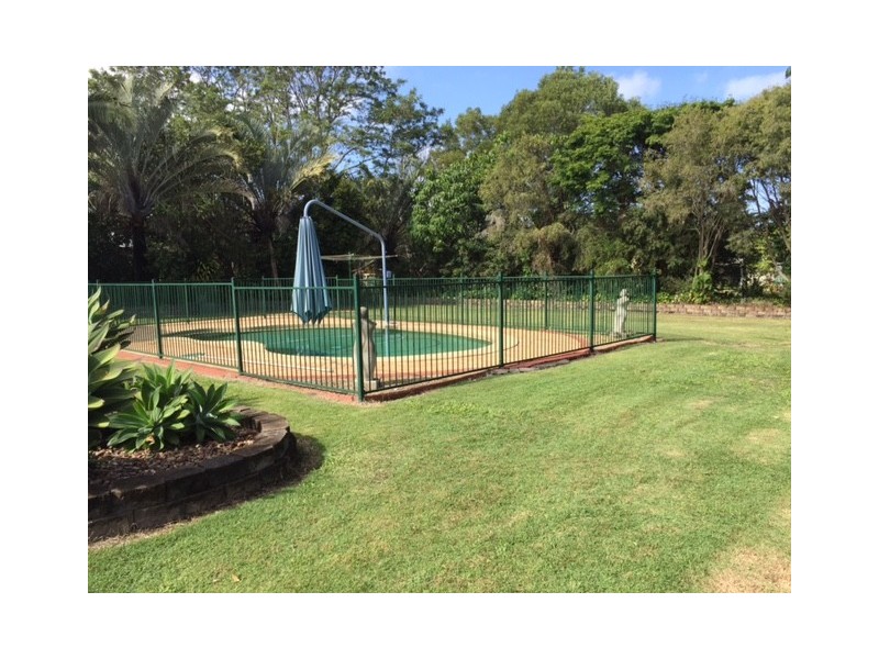 5 Maike Drive, Urraween QLD 4655