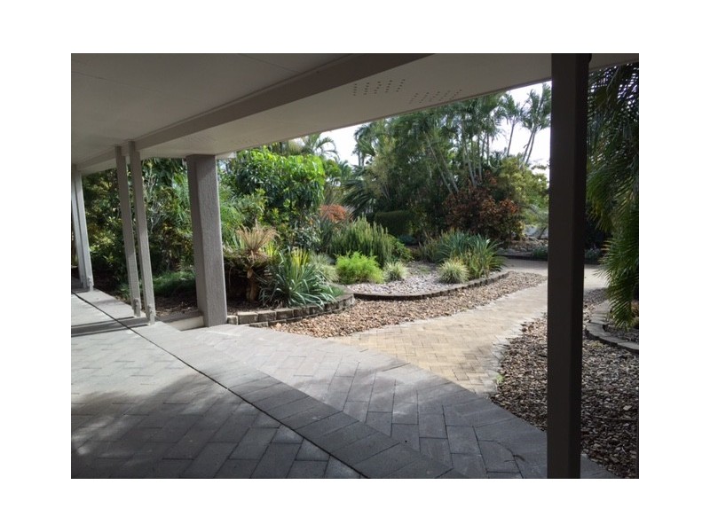 5 Maike Drive, Urraween QLD 4655