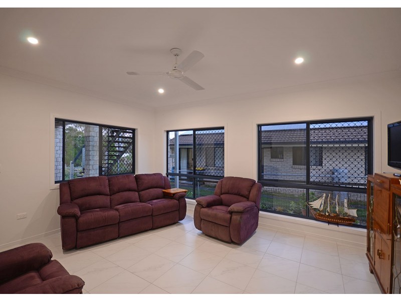 351 Torquay Terrace, Torquay QLD 4655