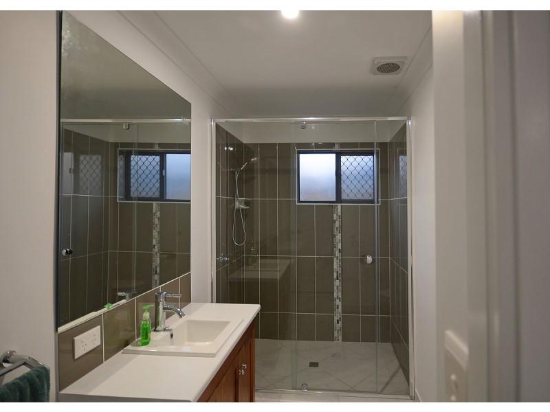 351 Torquay Terrace, Torquay QLD 4655