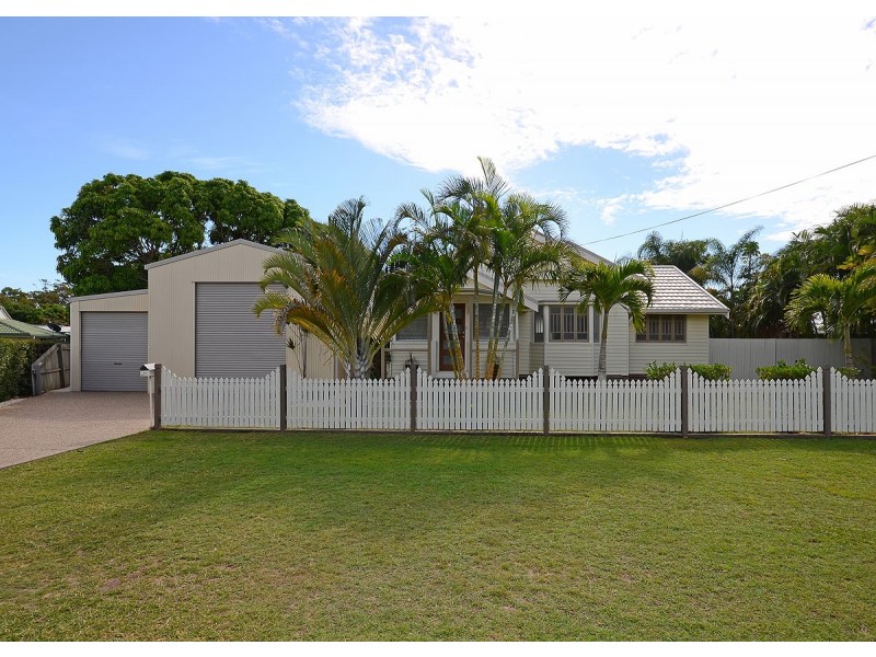 11 Martin Street, Point Vernon QLD 4655