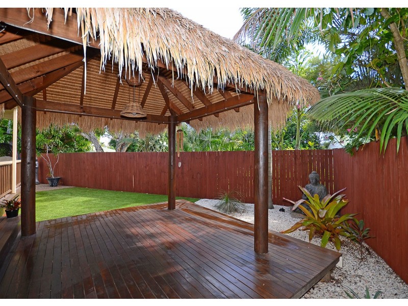 11 Martin Street, Point Vernon QLD 4655