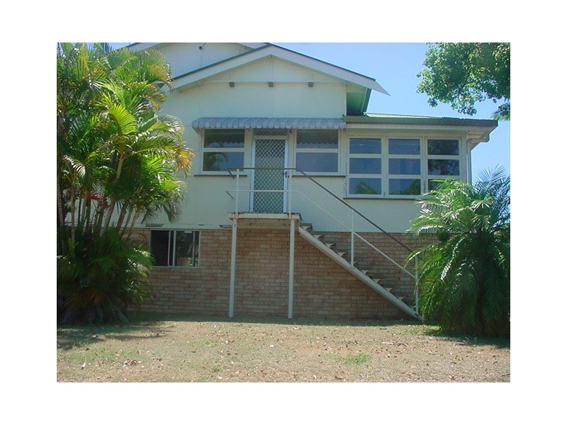 31 Fraser Street, Torquay QLD 4655