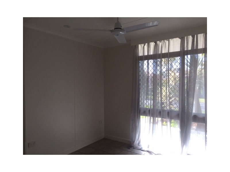 19 Barnstaple St, Torquay QLD 4655