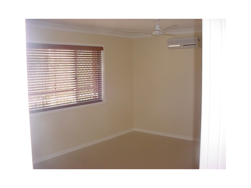 Unit 4/376 Esplanade, Scarness QLD 4655