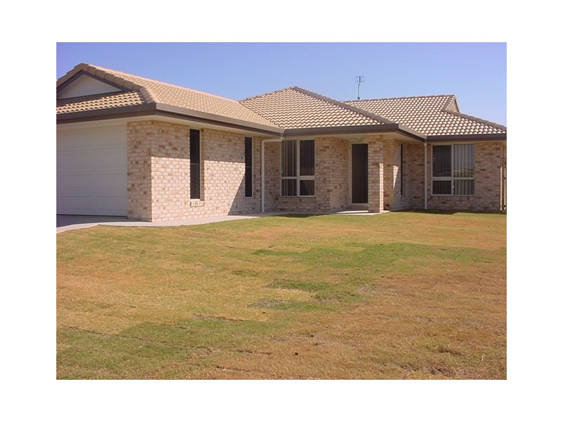 94-96 Ibis Blvd, Eli Waters QLD 4655