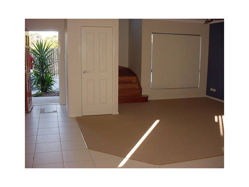 Unit 2/9 Freshwater Street, Scarness QLD 4655