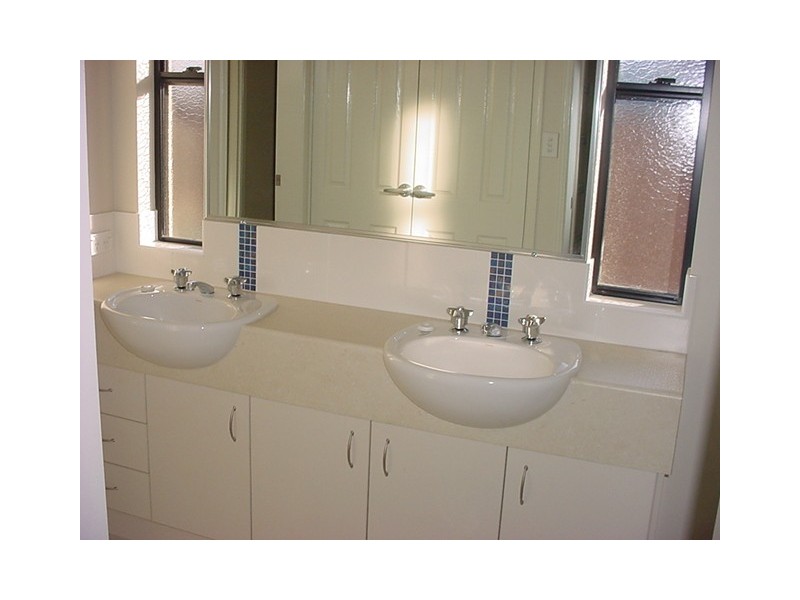 Unit 2/9 Freshwater Street, Scarness QLD 4655